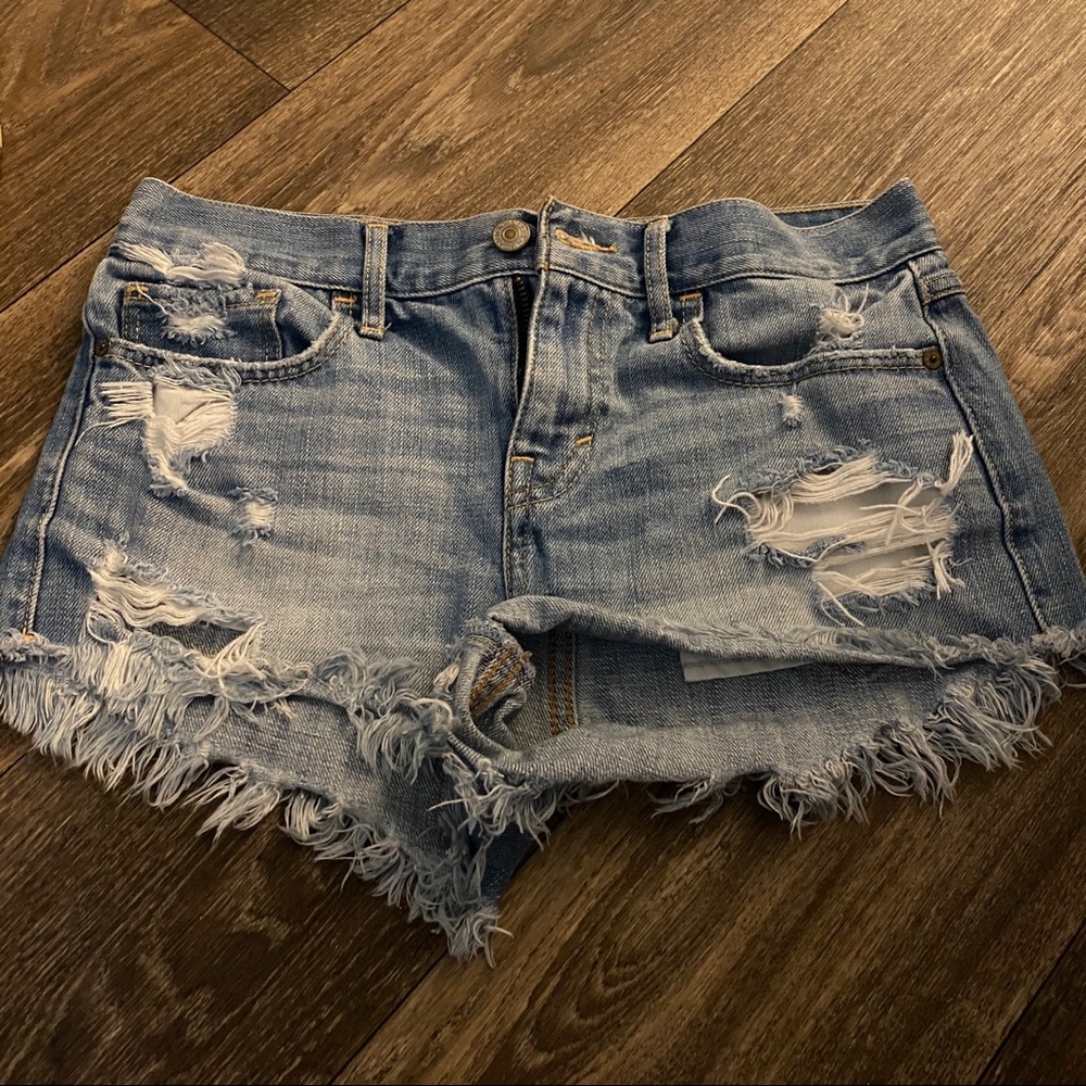 abercrombie light wash distressed shorts
